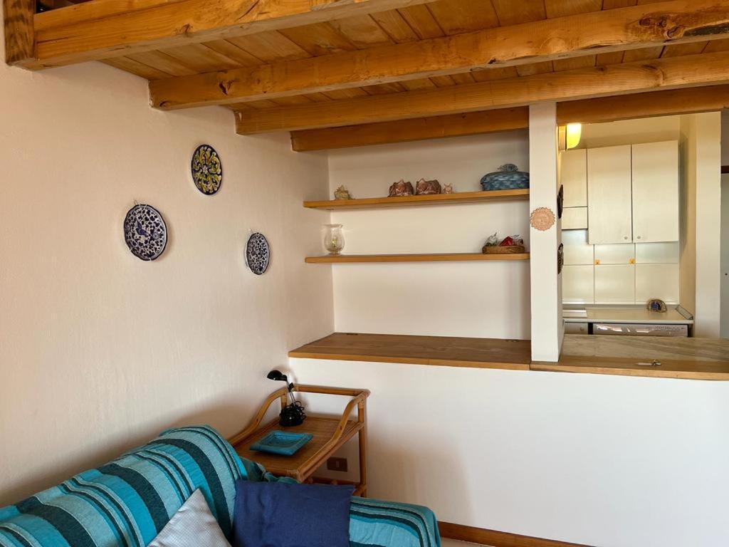 Residence Porto Coda Cavallo San Teodoro  Exteriör bild